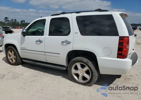 2009 Chevrolet Tahoe C1500 Ltz из США, поврежденный, VIN 1GNFC330X9R284770